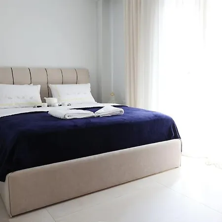 Downtown Gem Salonic